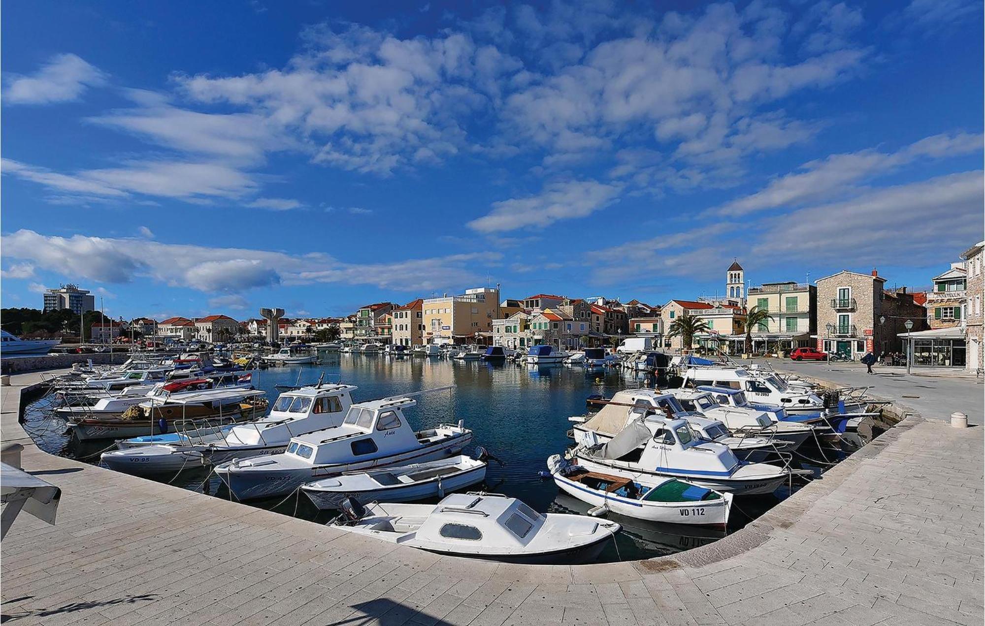 Gorgeous Apartment In Vodice With Kitchen エクステリア 写真